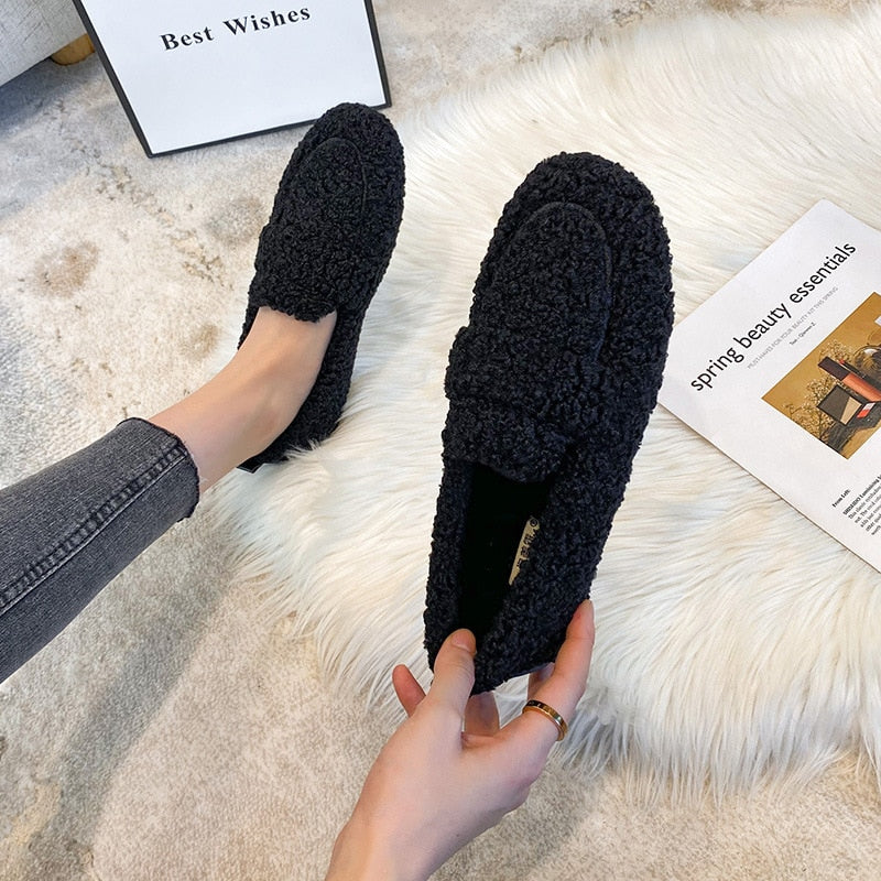 Holly™ - Your Luxury Slippers for Home