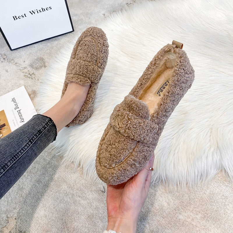 Holly™ - Your Luxury Slippers for Home