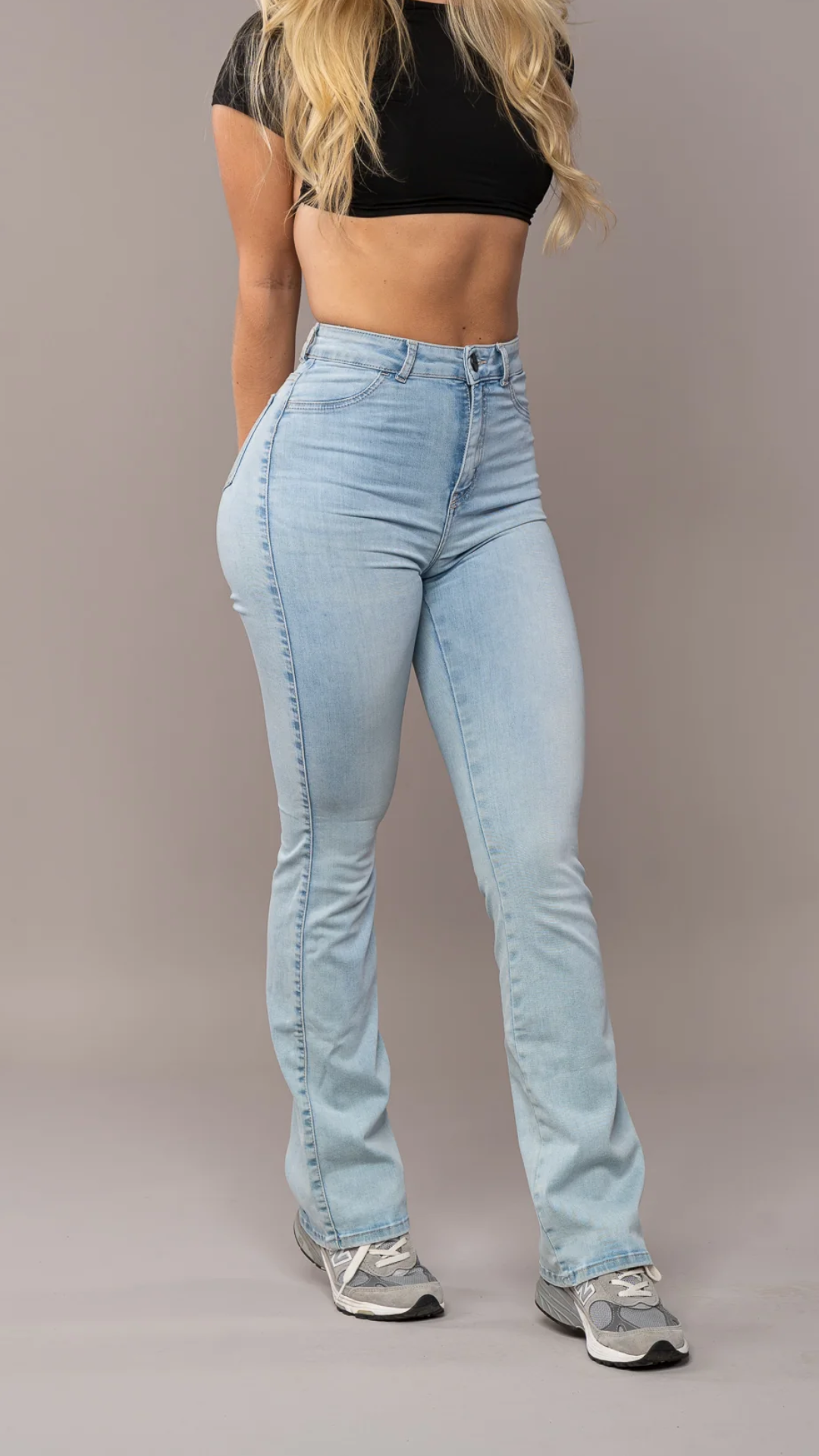 Flori™ - The Flared Vintage Jeans