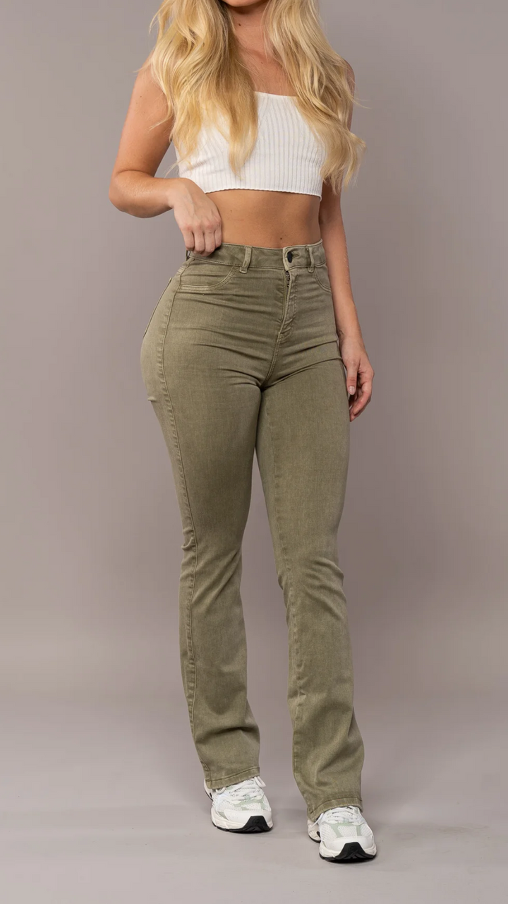 Flori™ - The Flared Vintage Jeans