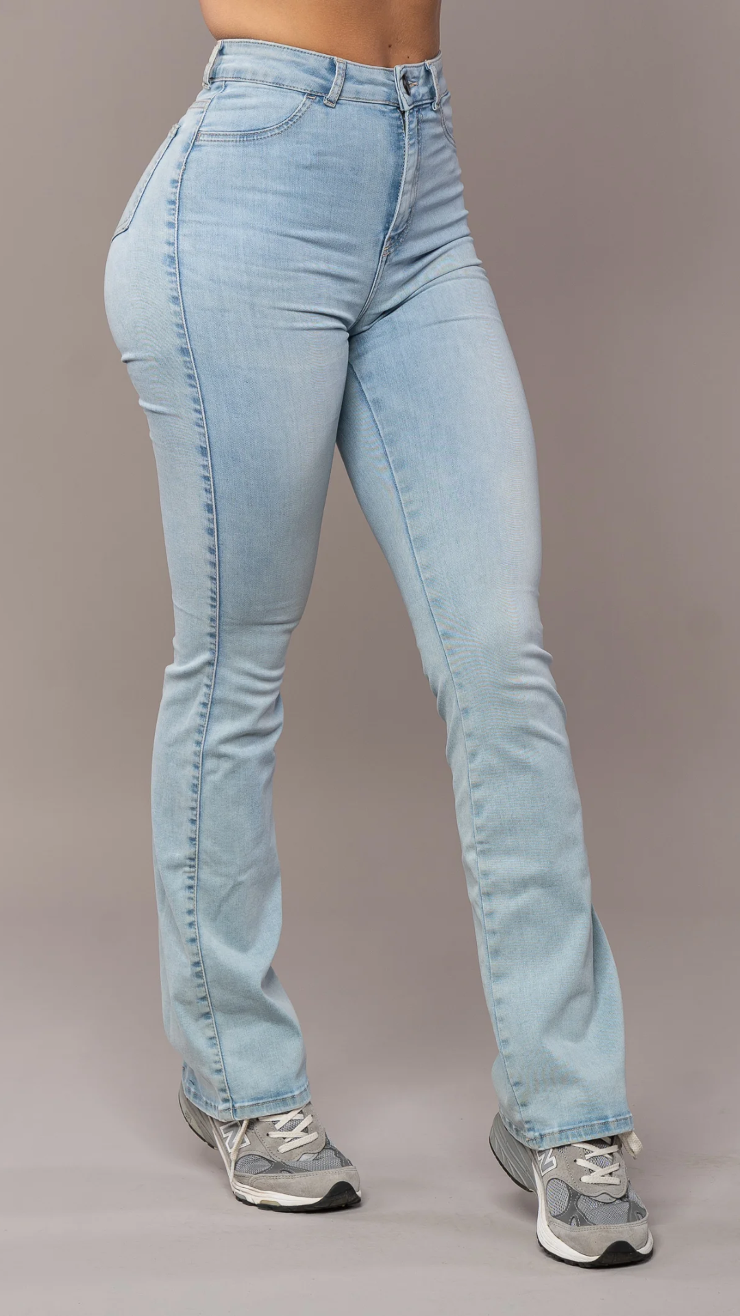 Flori™ - The Flared Vintage Jeans