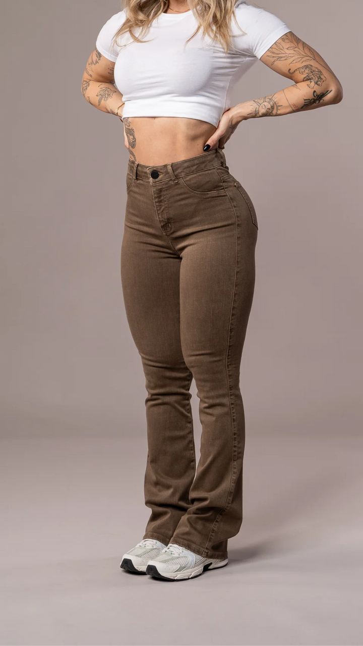 Flori™ - The Flared Vintage Jeans